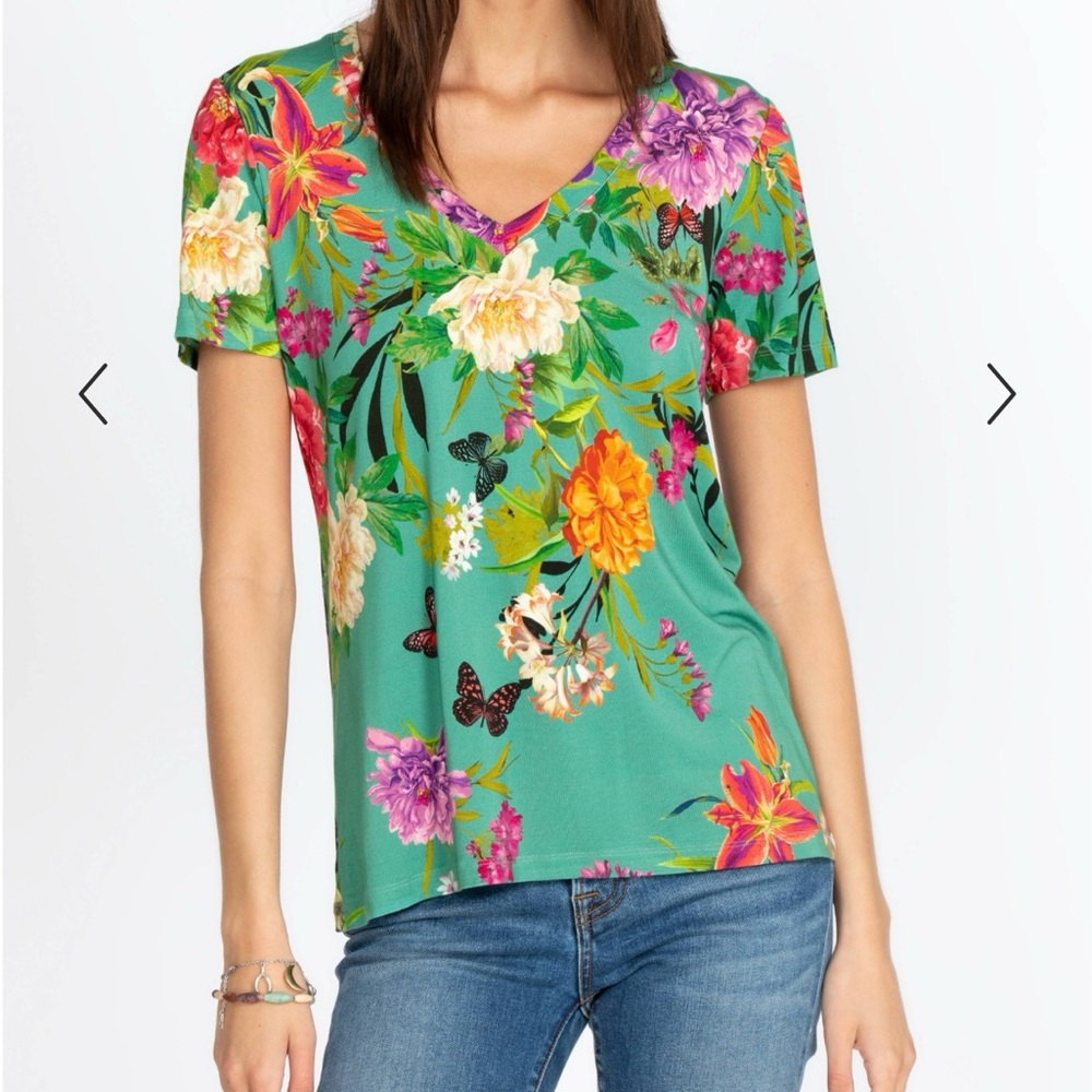 NWT Johnny Was Panya Favorite Floral V-Neck Bamboo T-Shirt Size Small